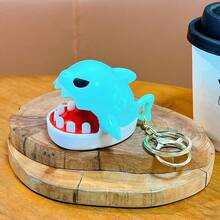 Interactive Biting Shark Toy Keychain Pendant, Fashionable Bag Charm, Lightweight Bag Keychain Accessory, Cute & Charming Wallet Pendant, Gift For Friends - A - View 7