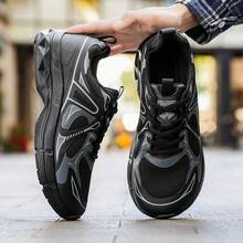 Sepatu Olahraga Kasual Pria yang Nyaman, Kotak Jari Kaki Lebar, Sol Tebal, Sepatu Lari Peredam Guncangan - Hitam - View 2