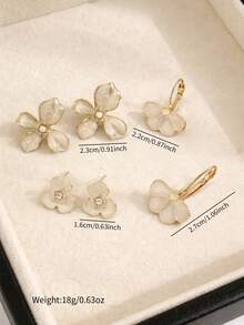 6pcs Simple And Cute Versatile White Drip Oil Flower Inlaid Faux Pearl Earrings For Women, Suitable For Daily, Vacation, Wedding Wear, Gift Giving - White - View 4