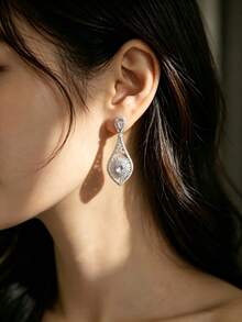 Luxury-Style Gothic Castle Style Hollow Waterdrop Earrings With Layered Gradient Set-In Design Earrings - Silver - View 1