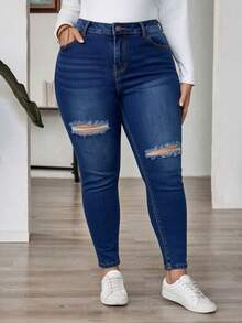 Curvy Size-Pantalones pitillo de mezclilla lavados con roturas, ajustados y elasticidad media - Azul lavado oscuro - Ver 2