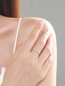1件 925純銀時尚婚禮可疊戴5A級CZ女款手指戒指 婚禮款聲明式精緻珠寶 - 銀色 - 查看 3