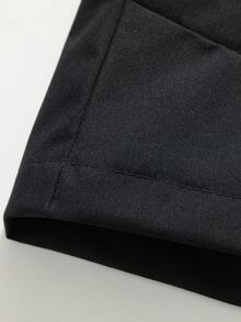 Jaket Wanita Hitam Polos dengan Tudung dan Tali Serut, Resleting Penuh di Bagian Bawah, Tali Serut yang Dapat Diatur di Samping, Saku Tersembunyi, Manset Elastis, Atasan Kasual Longgar - Hitam - View 5