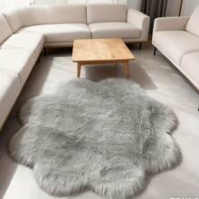 1pc Grey Floral Long Pile Faux Fur Rug, Bedroom Carpet, Living Room Rug, Door Mat, Small Rug, Carpet, Floor Mat, Home Decor, Area Rug, Outdoor Mat, Home Decor, Area Carpet, Bedroom Carpet, Washable Rug - Light Grey - View 1