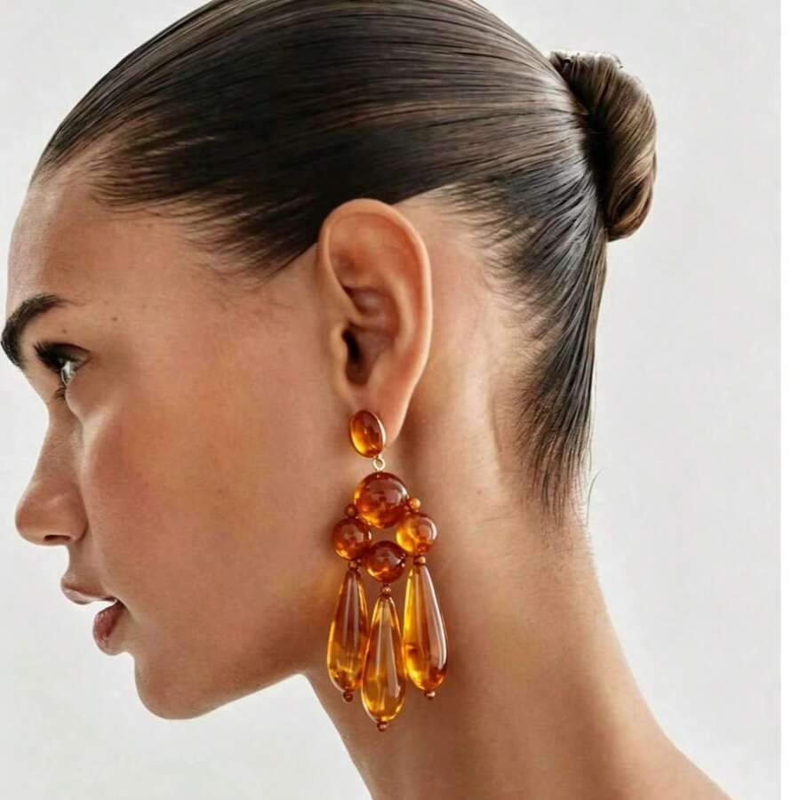 Red Water Drop Tassel Earrings, Vintage Bohemian Exaggerated Drop Earrings, Dopamine Aesthetic, Elegant Socialite Party Wedding Ear Jewelry, Niche Design Stud Earrings - Brown - View 1
