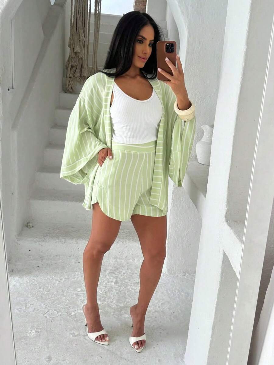 Conjunto Feminino De Kimono E Shorts No Tecido Viscolinho Tamanho Único Veste 38 ao 42 Moda Verão