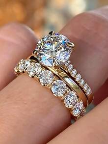 Conjunto de 3 anillos elegantes y versátiles con circonita cúbica, anillos apilables personalizados para el uso diario de las mujeres - Dorado - Ver 8