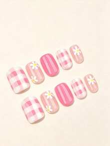 24pcs Short Square Nail Stickers, Simple Fresh Daisy Nail Art For Summer, Minimalist Solid Color Checkerboard Pattern, Reusable, Suitable For Women's Daily Life And Travel Nails Nail Supplies - Multicolor - View 3