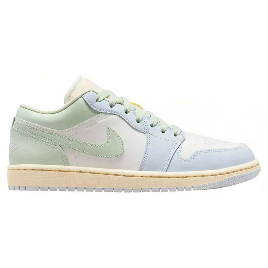Nike Air Jordan 1 Low Women's Shoes Sail/Jade Aura/Aura/Muslin DC0774-108 | Low-Top Versatility, Everyday Wearable - 青色 - 查看 1
