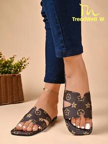 Sandal Selop Datar Fashion Baru Musim Panas ThreadWell W 2026, Tali Lebar Potongan Silang Ganda, Ujung Terbuka, Ujung Persegi, Jahitan Kontras, PU Lembut, Mudah Dipakai, Gaya Kasual Ultra Ringan, Cocok untuk Aktivitas Luar Ruangan, Pantai, Liburan, dan Perjalanan Sehari-hari - Rust Brown - View 5