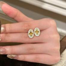 French Vintage Zirconia Inlaid 18K Gold Plated 3D Iris Oval Stud Earrings For Women - Gold - View 3
