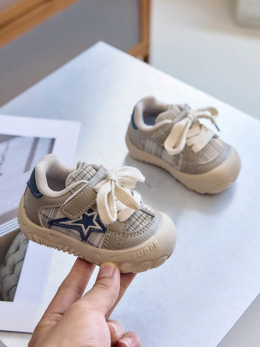 Star Pattern Toddler Sports Shoes, Anti-Collision Toe Cap, Non-Slip Hook And Loop Casual Walking Shoes For Kids - Beige - View 1