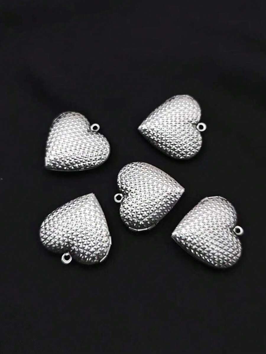 3/5pcs Fashion Stainless Steel Heart-Shaped Photo Locket Pendant, Flip-Open Photo Box Charm, DIY Unique Ideal Gift For Friends Birthday, Family, Mom/Grandma/Wife Anniversary Gift, Autumn Fashion, Casual, Vintage, Personalized, Daily Wear, Party, Mother's Day, Valentine's Day, Graduation, Wedding - Silver - View 1