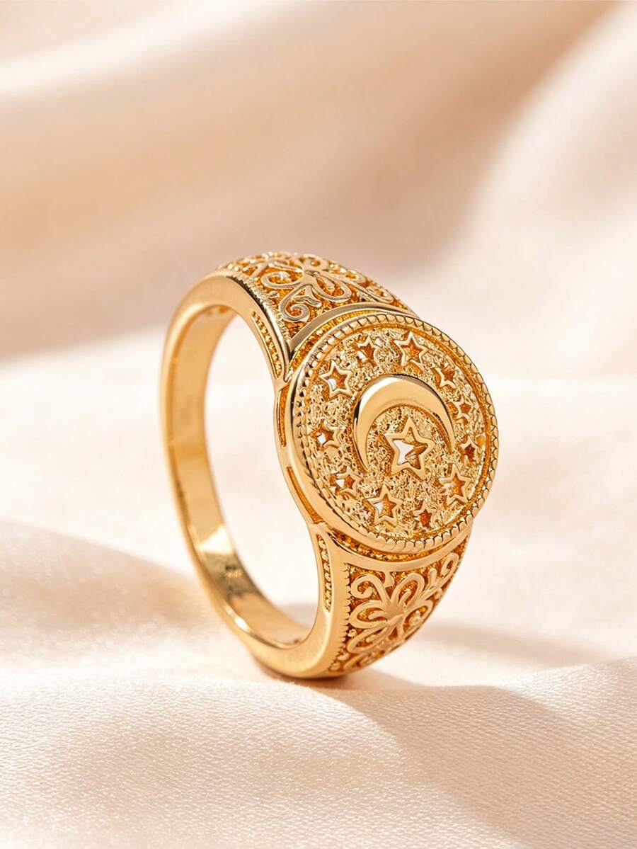 A Vintage-Style, Openwork Star And Moon Pattern Wide Ring For Women, Suitable For Parties, Everyday Wear, And A Top Choice For Gifting. - Multicolor - View 1