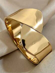 1pc French Minimalist Cross Stainless Steel Bracelet, Strong Color Retention, Hypoallergenic Spring Clasp Design, Versatile Accessory For Office, Date, Wedding And Banquet - Gold - View 7