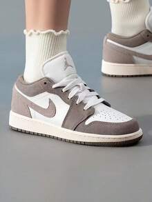 Nike Big Kids AIR JORDAN 1 Low-Top Retro Sports Skate Shoes - White/Brown Gray - View 7