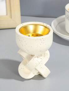 Un brûleur d'encens en résine délicat, compact, minimaliste et portable. Convient pour la décoration de la maison, le bureau, les célébrations de vacances et les studios de yoga, combinant les fonctions décoratives et d'aromathérapie. Il peut également être utilisé comme cadeau de rentrée scolaire, cadeau de remise de diplôme, cadeau promotionnel, cadeau de la Saint-Valentin, cadeau pour femmes ou cadeau d'anniversaire. - 1PC - Voir 2