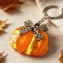 Cute Leopard Print Bow Pumpkin Acrylic Keychain, Autumn Halloween Bag Charm, Fashion Women Car Key Ring Accessory - Multicolor - View 4