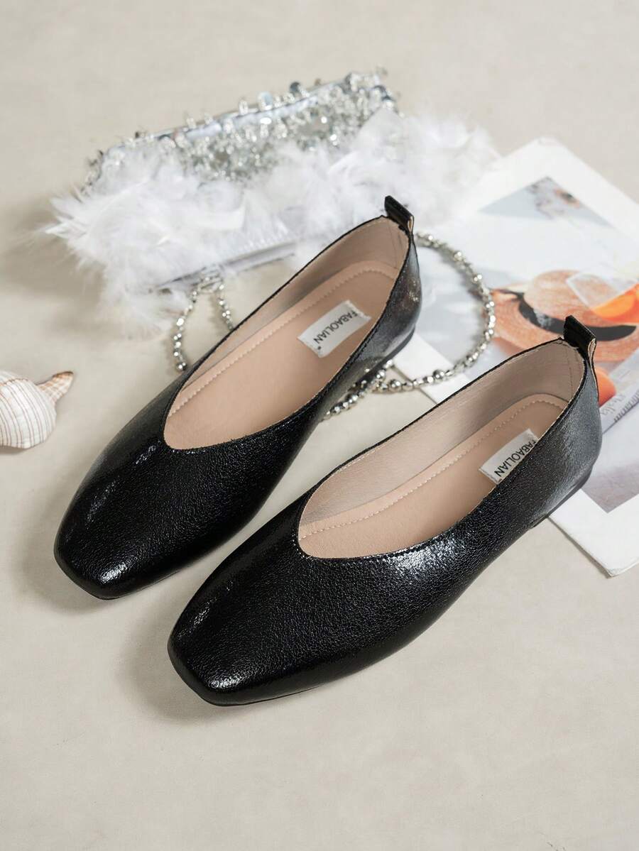 Women's Minimalist Elegant Commuter Ballet Style Mule Flat Shoes New - Black - View 1