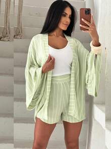 Conjunto Feminino De Kimono E Shorts No Tecido Viscolinho Tamanho Único Veste 38 ao 42 Moda Verão - Verde/Off - Visão 3