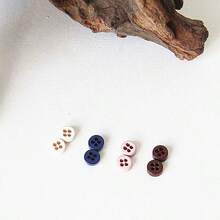 30入彩色迷你圓形四孔手縫鈕扣 DIY 手作髮飾鞋包衣飾裝飾鈕扣配件 - 30pcs 0.6cm深藍 - 查看 10
