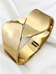 1pc French Minimalist Cross Stainless Steel Bracelet, Strong Color Retention, Hypoallergenic Spring Clasp Design, Versatile Accessory For Office, Date, Wedding And Banquet - Gold - View 3