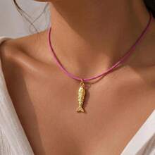 Women's Fish-Shaped Necklace, Fish-Shaped Pendant, Rose Red Rope | Braided Rope Necklace, Suitable For Daily Fashion Wear, Fashionable Personalized Rope Necklace - Pendant Necklace - View 4