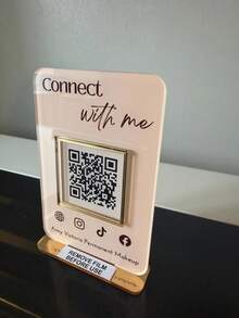 客製化壓克力 QR Code 告示牌，商業付款碼立牌，支援圖片與文字客製化！高透明壓克力材質，耐磨防水耐用，QR Code 辨識靈敏，可用作牆貼、桌面立牌，適用於便利店、餐廳、實體店，免費版面設計 - 彩色 - 查看 2