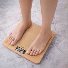 竹製浴室體重計，最大承重 180 KG，木質實用耐用，易讀，自動關機，防滑腳墊 - 駝色 - 查看 1