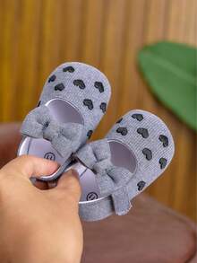 1 Pair Soft Comfortable Embroidered Fabric Shoes For Infant Girls 0-1 Years Old, Spring/Autumn Soft Sole Princess Shoes - Grey - View 8
