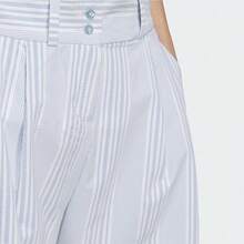 Adidas 女款休閒短褲 夏季舒適高爾夫運動直筒短褲 JF4576 - 淡藍/白 - 查看 3