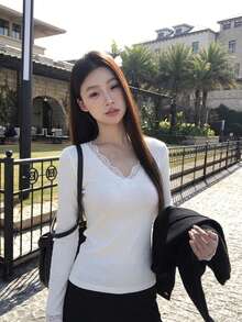 Autumn/Winter Upgraded Brushed Thickened V-Neck Lace Trim Inner Layer Base Top White Casual - White - View 7