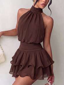 Vestido mini elegante de moda color marrón con cuello halter, espalda descubierta y volantes en capas - Boda - Marrón - Ver 4