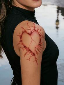 ملصق وشم مؤقت مقاوم للماء بنمط قلب مكسور ينزف للهالوين، للمكياج وDIY، هدية للحفلات ومهرجانات الموسيقى، للوجه والذراع والكتف والرقبة، 1 قطعة/عبوة - الأحمر - مشاهدة 3