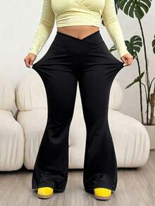 Women's Black Casual Plus Size High Waist Flare Pants - Black - View 3