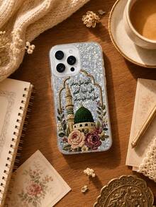 Casing Ponsel Motif Cangkang Bordir, Kubah Hijau dengan Kaligrafi Arab dan Desain Bunga. Kompatibel dengan iPhone 17/16/15/14/13 Pro Max dan model lainnya, perlindungan menyeluruh anti jatuh dan tahan aus, genggaman nyaman, cocok untuk pengguna yang menyukai seni arsitektur Islam dan desain unik, menggabungkan perlindungan praktis dan estetika visual. - Hitam - View 3