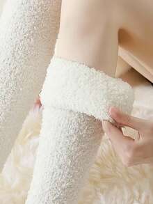 1 par de calcetines largos por encima de la rodilla de felpa de coral para mujer, calentadores de rodilla de felpa gruesa, esponjosos & cálidos, suaves & delicados, calcetines largos esenciales para el hogar en otoño/invierno - Multicolor - Ver 5