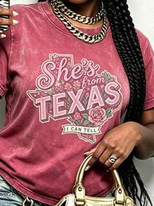 Y2K,She's From Texas Shirt, Retro Texas T-Shirt, Bluebonnet Floral Texas Girl Tee, Southern State Pride Gift, Shes From Texas I Can Tell Shirt - 玫紅色 - 查看 1