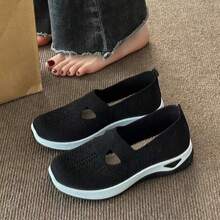 GAN AI Women Flats - Black - View 5