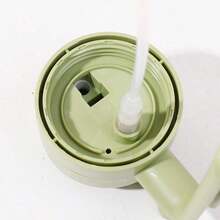 Plastic Large-Capacity Press-Type Oil Bottle For Kitchen, Non-Greasy Atomizing Oil Sprayer. - Multicolor - View 5