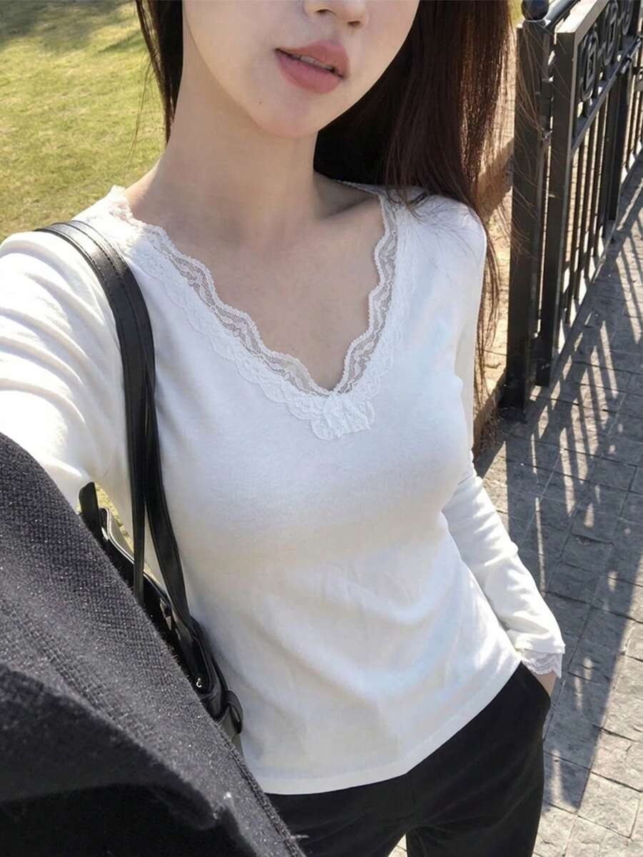 Autumn/Winter Upgraded Brushed Thickened V-Neck Lace Trim Inner Layer Base Top White Casual - White - View 1