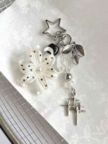 1Pc Y2k Flower Star Beaded Keychain Leaf Charm Metal Bag Pendant Fashion Handbag Accessory Gift Ornament - Multicolor - View 5