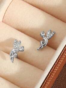 Minimalist Chic Cool Elf Ear Cuff - Silver - View 4