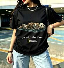 New Arrival 2026: National Geographic Unisex "Go With The Flow" T-Shirt, Loose And Relaxed Style, Soft And Breathable Fabric, 100% Cotton, Fashion For Everyday Wear, Women's Graphic Print T-Shirt. - 黑色 - 查看 1