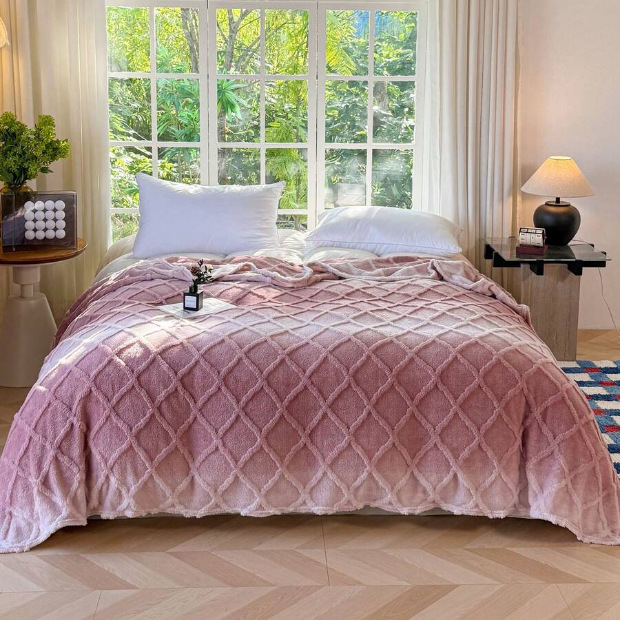 1pc Diamond Pattern Jacquard Thin Blanket, Soft And Skin-Friendly, Multiple Sizes, Multi-Purpose Blanket For Sofa, Bed, Office, Living Room, Bedroom, Suitable For Spring And Summer - Watermelon Pink - View 1
