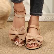 Sandal bệt nữ quai hậu co giãn nơ lớn nhún, 3 màu, phong cách tiên mềm mại, dép xỏ ngón hở mũi dáng thoải mái cho du lịch - Màu Khaki - Xem 1