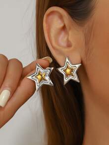 1 par de pendientes de estrella dorada para mujer, pendientes de estrella de cinco puntas para mujer, pendientes de estrella chapados en oro liso, pendientes de boda, pendientes de acero inoxidable, hipoalergénicos, sin níquel, pendientes de estilo vintage exagerado para mujer - Pendientes de estrella - Ver 2