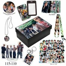 8件精緻禮盒組 5x11x6.5cm 小禮盒 CO RTIS 新專輯周邊 滑入式卡套 KPOP 周邊 LOMO 照片卡 - A - 查看 2