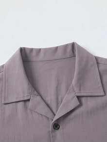 Set Kemeja Lengan Pendek dan Celana Pendek Polos Kasual Pria untuk Sehari-hari - Dusty Purple - View 4