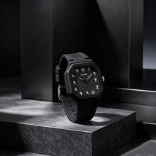 1pc Minimalist Arabic Dial Luminous Quartz Watch, Square Rubber Strap Wristwatch, Niche Design Unisex Versatile Watch, Suitable For Couples Daily Commute, Can Be Used As Valentine's Day, Anniversary Gift, High-End Couples Watch For Loved Ones, Gift Box Not Included - Black - View 4